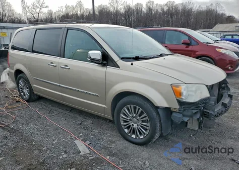 2013 Chrysler Town & Country Touring L from USA, damaged, VIN 2C4RC1CG7DR708934